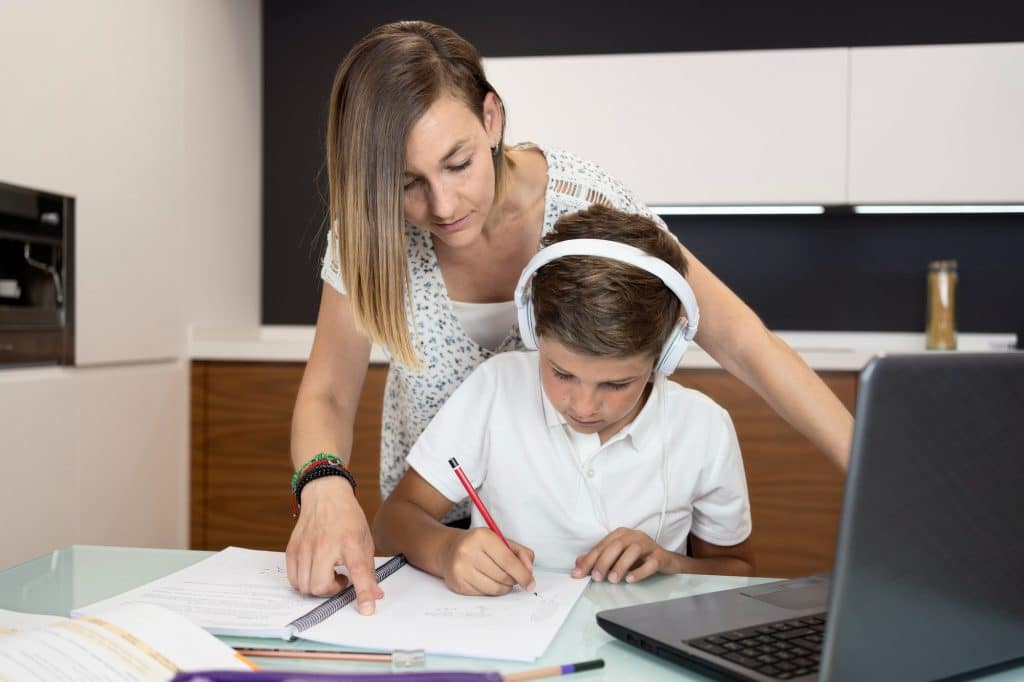 Da clases particulares en verano