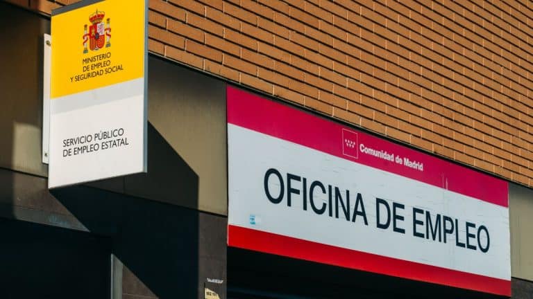 parados en españa