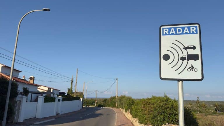 a que velocidad saltan los radares