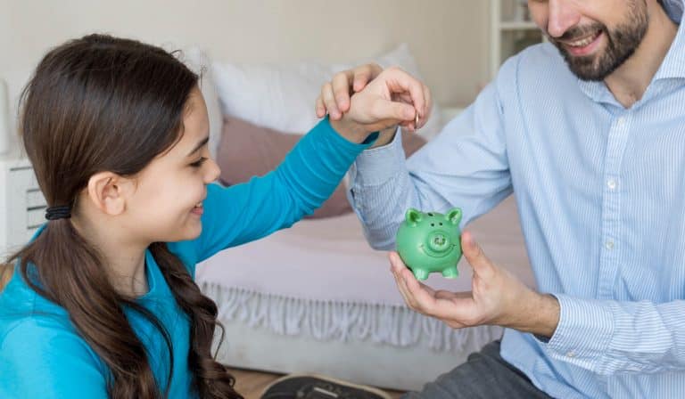 como ahorrar dinero en casa