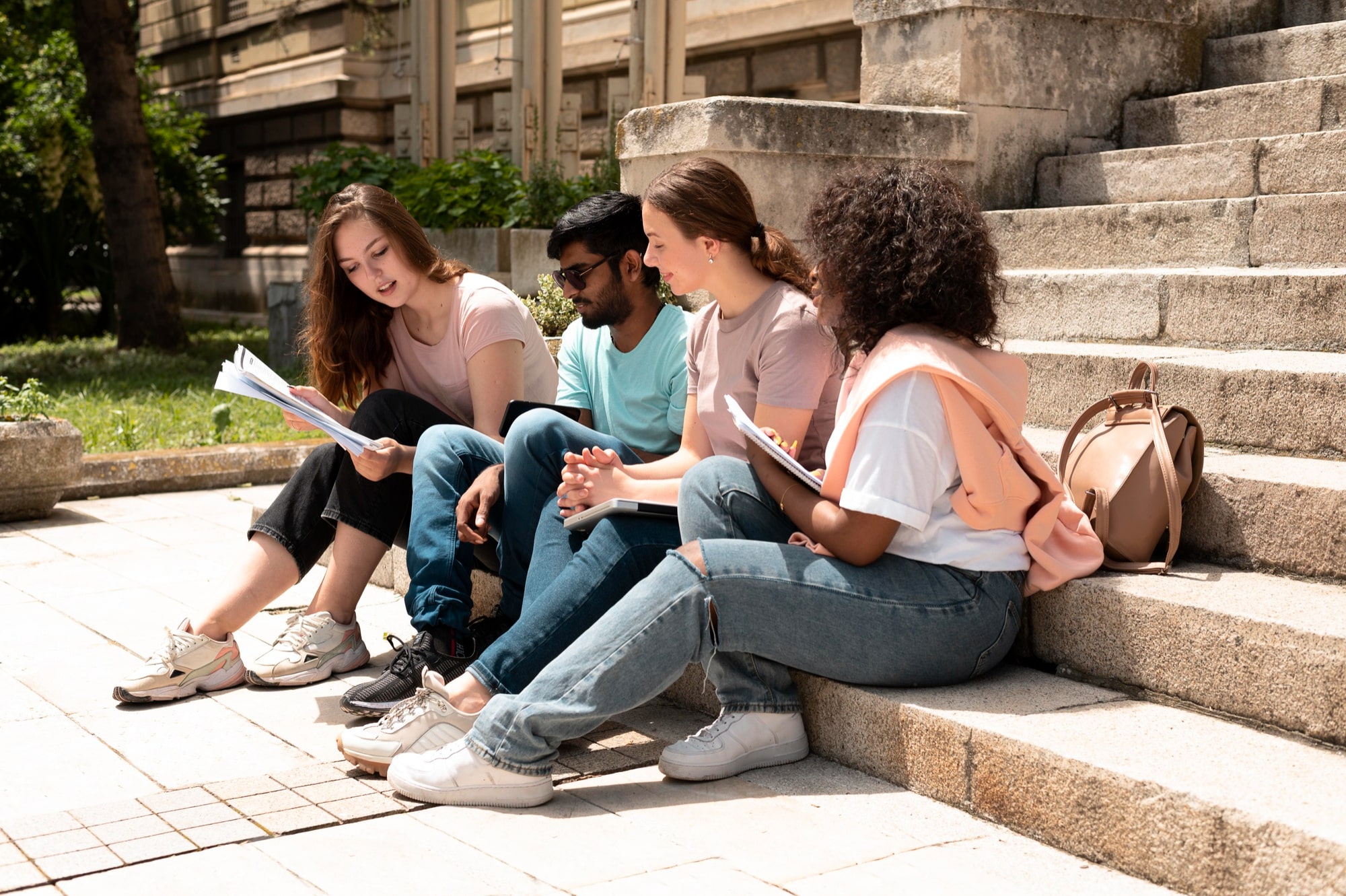 ¿Cuánto cuesta estudiar un máster en España en 2025?