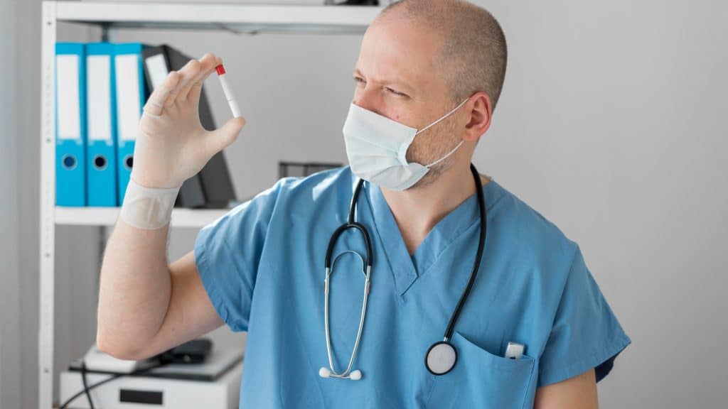 Médico especialista en Anestesiología